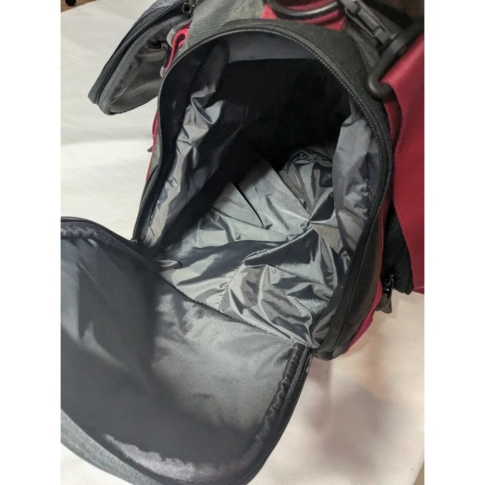 EDDIE BAUER Luggage Burgundy Black Canvas Travel Duffle Bag‎ EUC